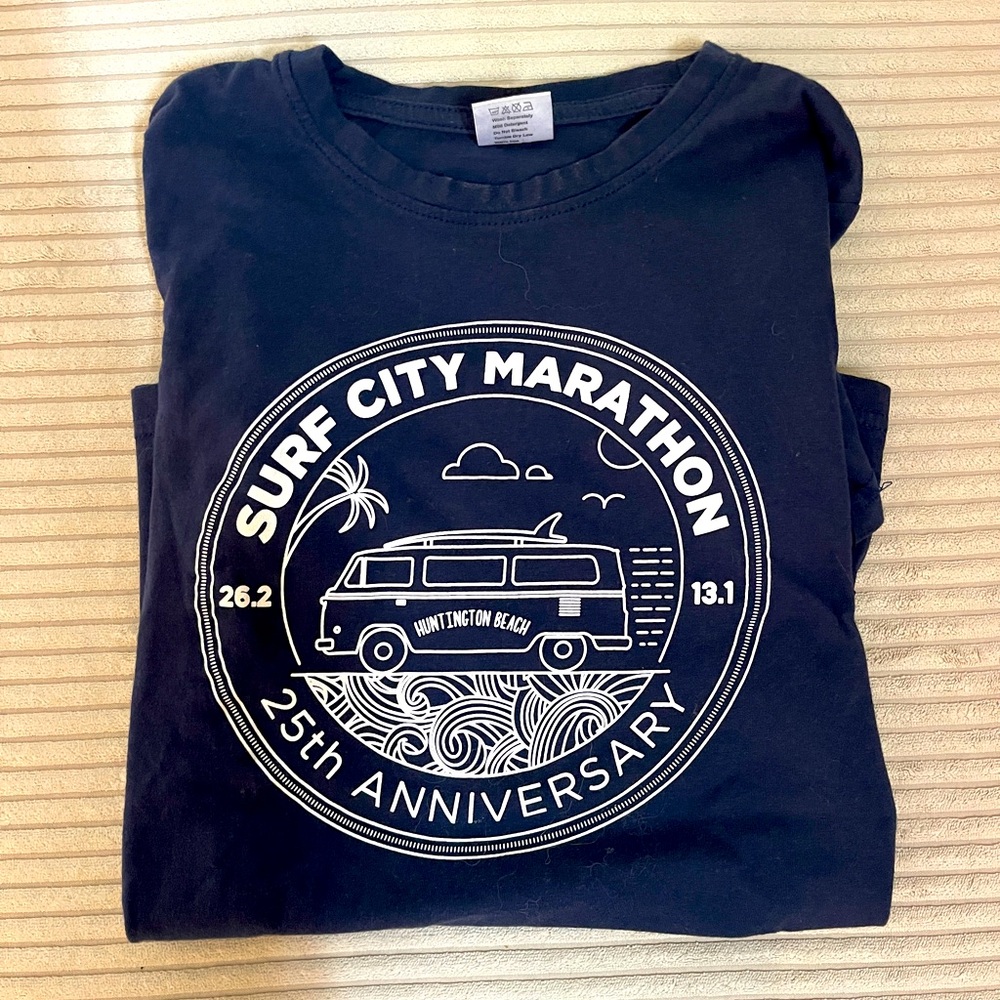 Huntington Beach Surf City Marathon 25th Anniversary Tee 26.2 13.1